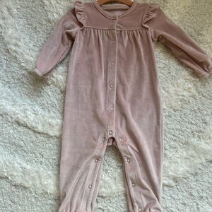 Carter’s Pink Baby Velour Long Sleeve Onesie Romper Ruffle Details 9 Months